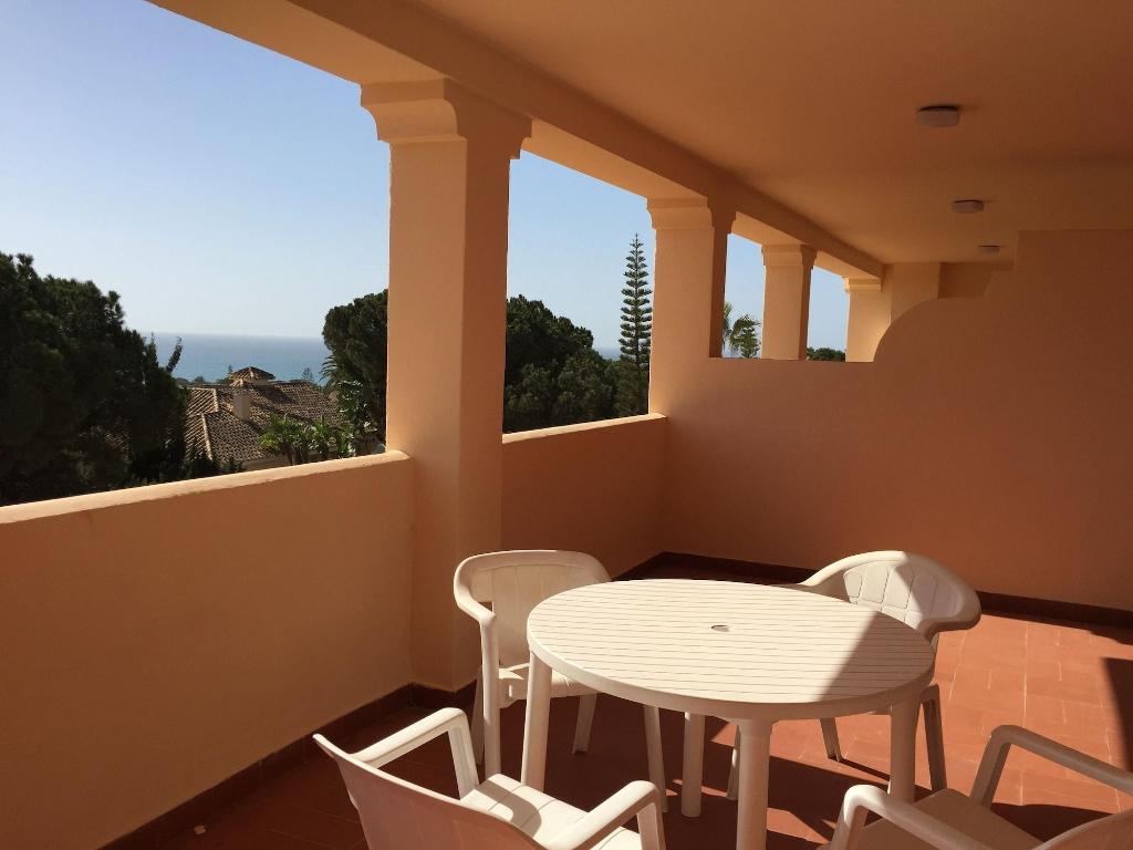 Apartamentos El Toro