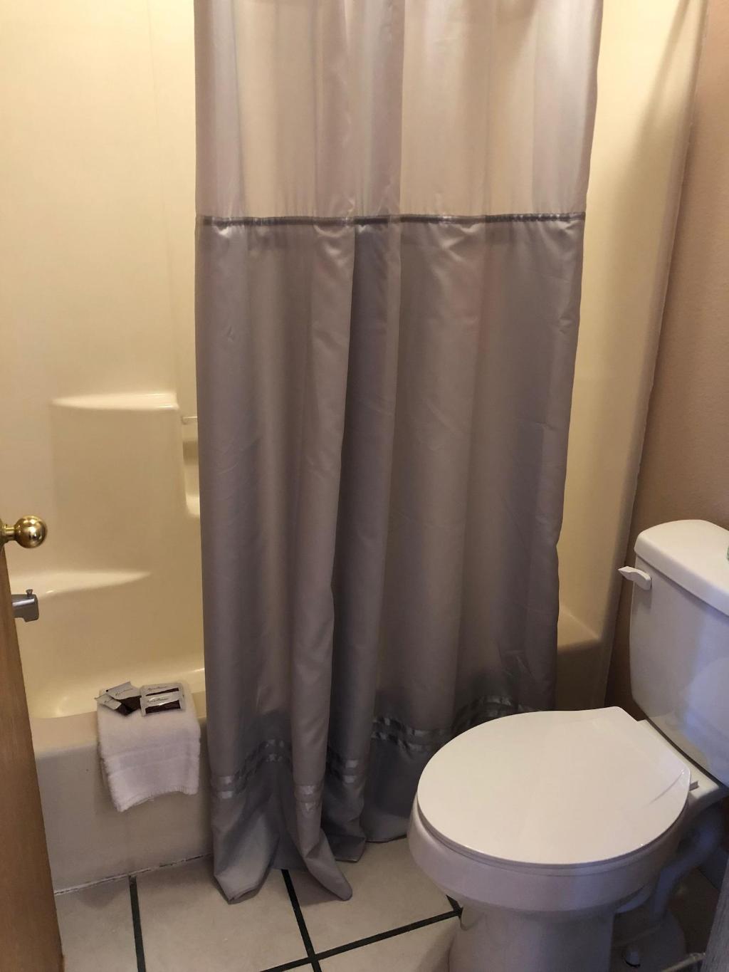 Sumner Motor Inn