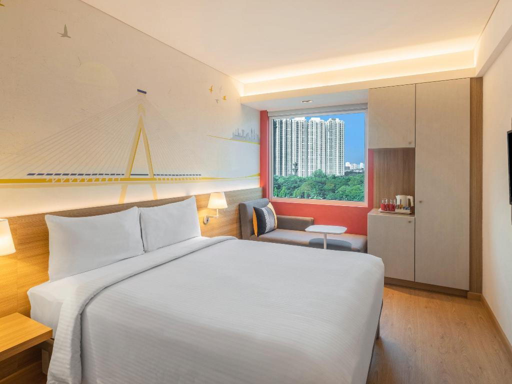 Ibis Thane