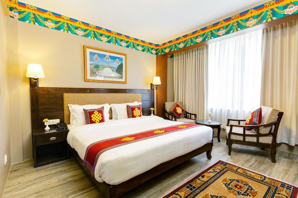 Hotel Lotus Gems
