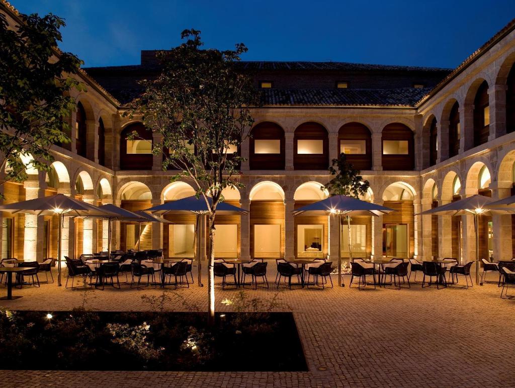 Parador de Alcala de Henares gallery photo 8