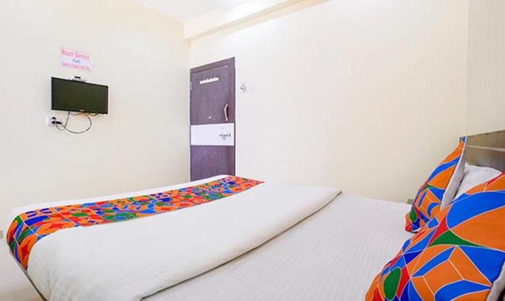 Fabhotel Sai Govind