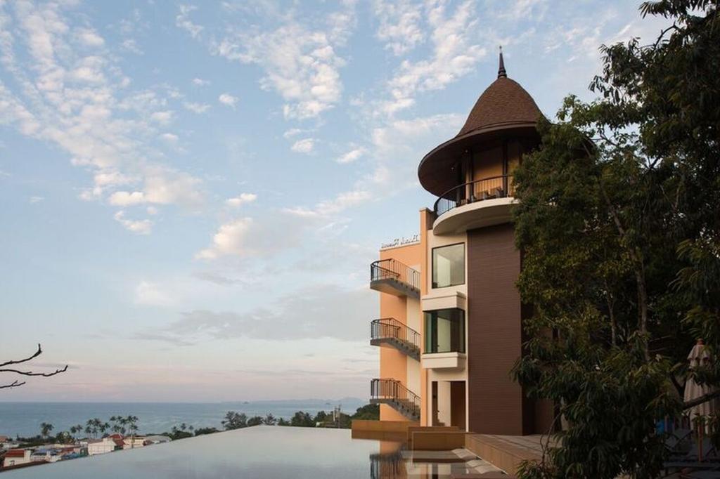hotel-thumb