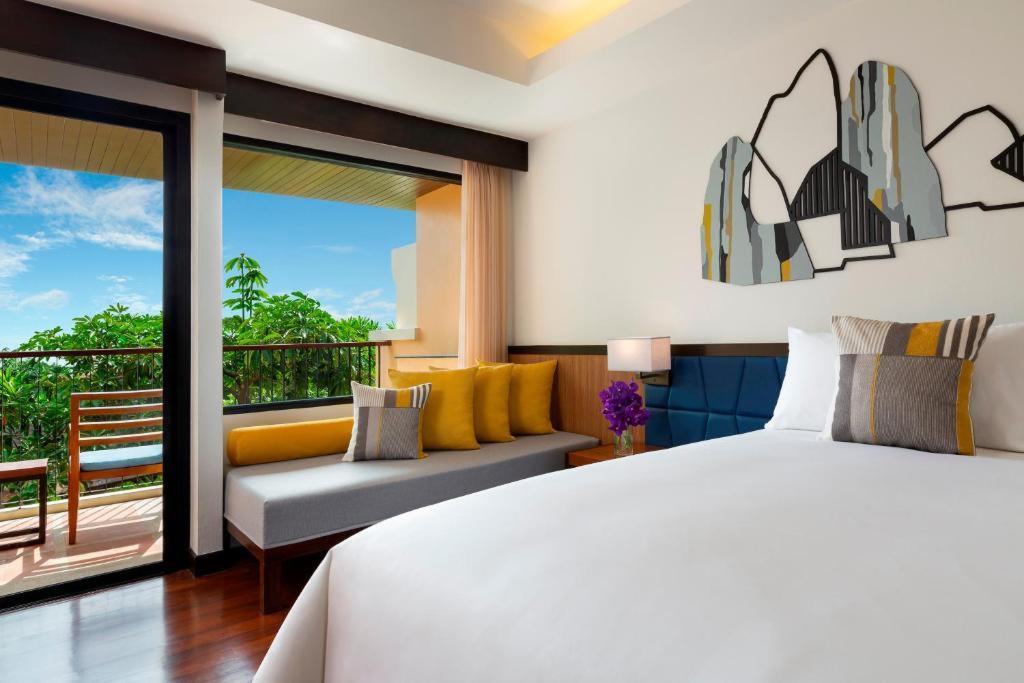 hotel-thumb