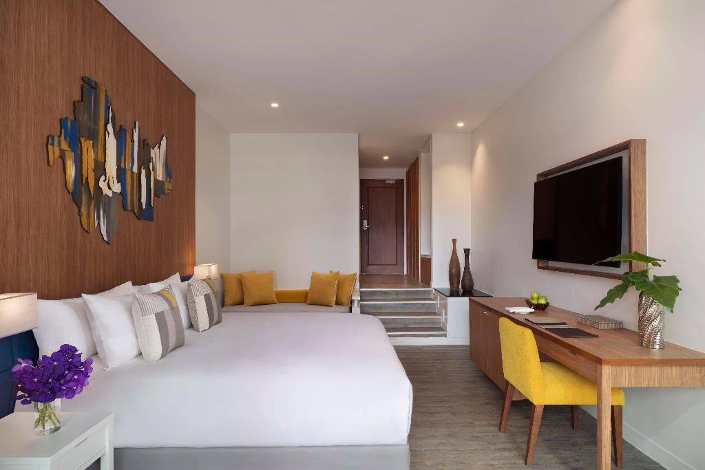 hotel-thumb