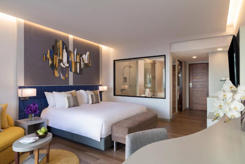 hotel-thumb