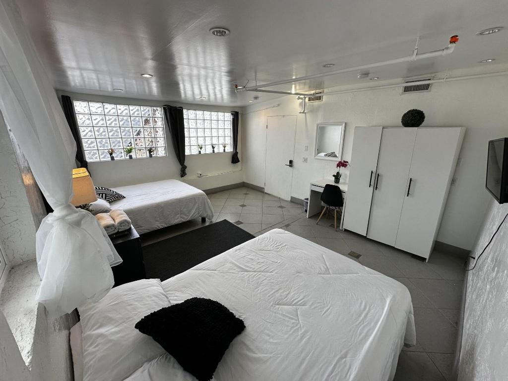 Culver City Hostel