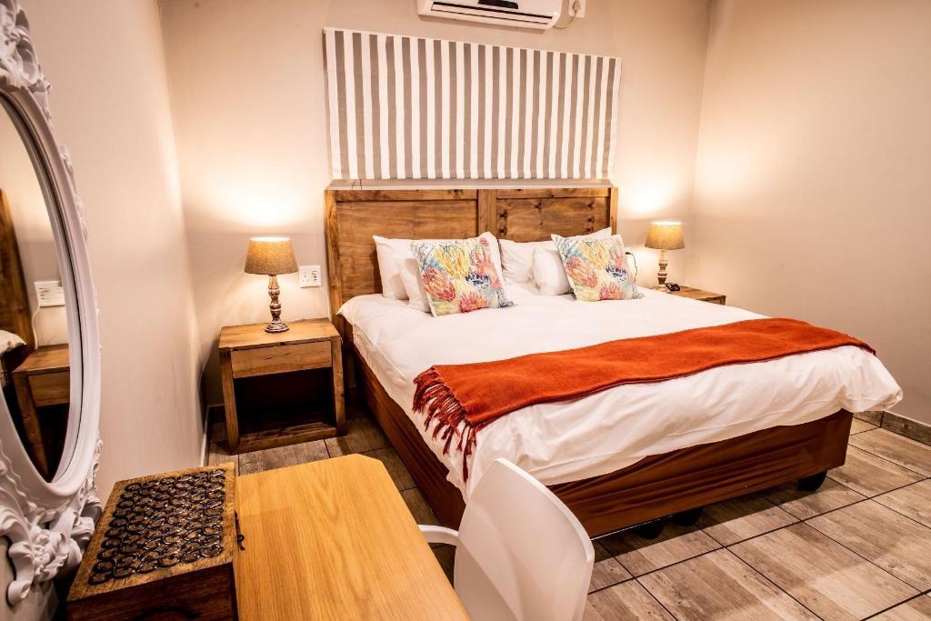 St Ives Lodge