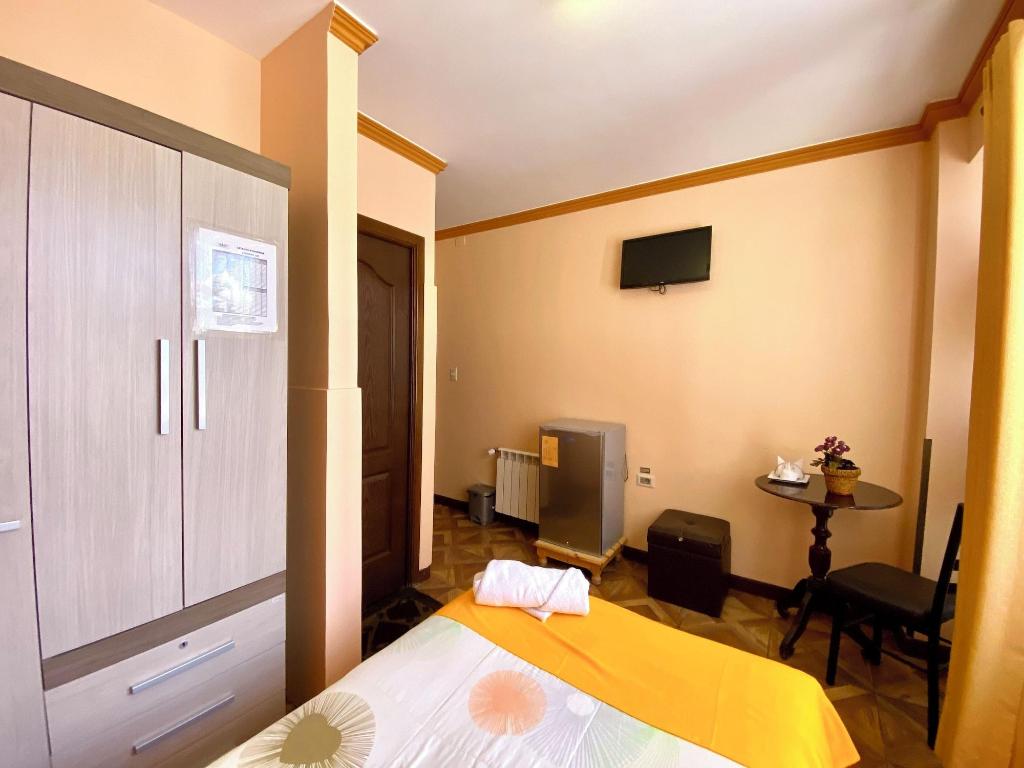 Las Tholas Hotel