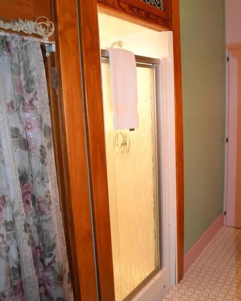 The Conner House B B