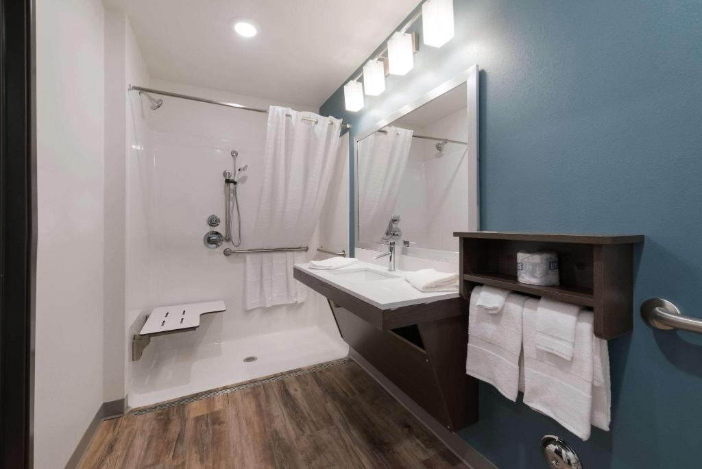 Woodspring Suites Philadelphia Northeast