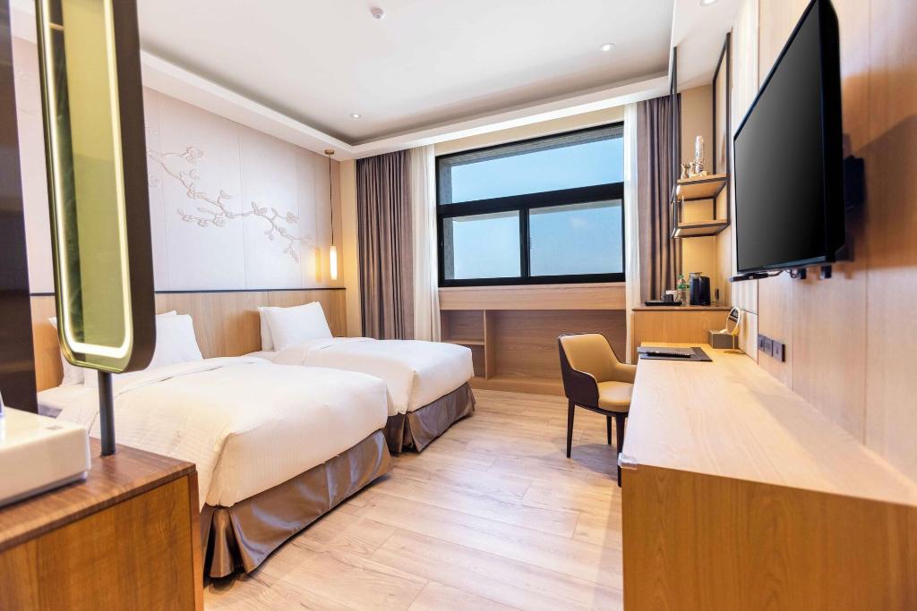Euphoria Hotel