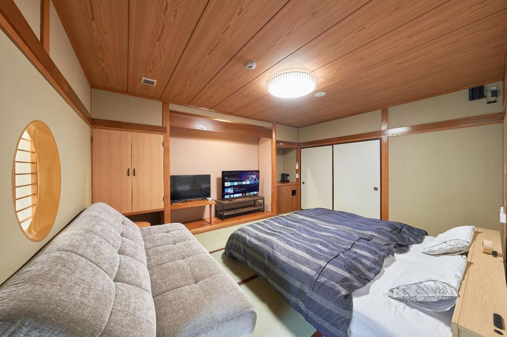 Nikko Garden Hotel