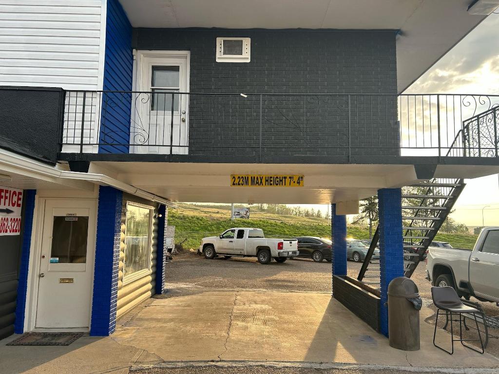 Riverside Motel