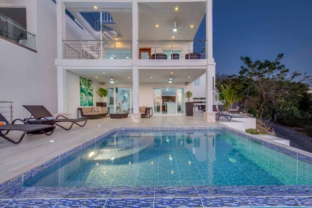 Malibu At Pacific Marlin