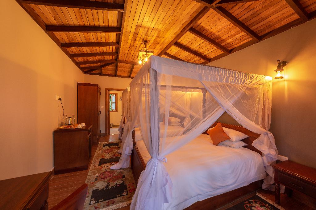 Chimpundu Lodge