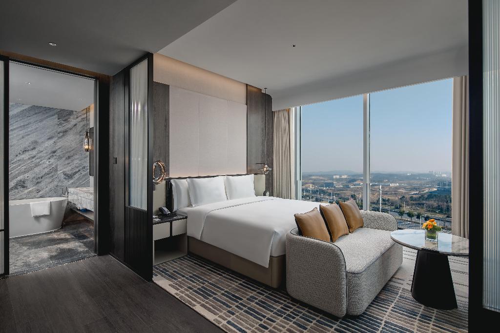 Crowne Plaza Ezhou