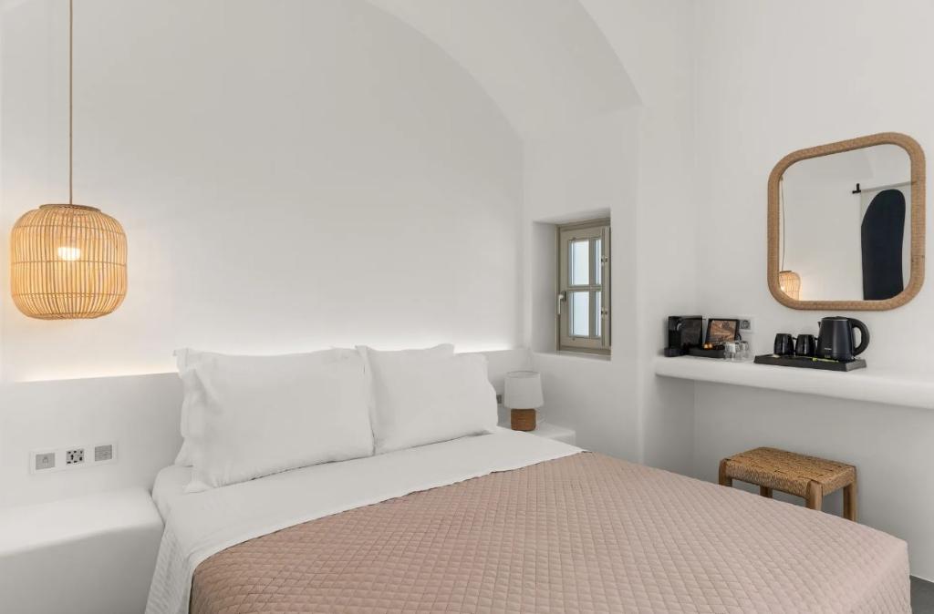 Mr & Mrs White Paros Suites & More