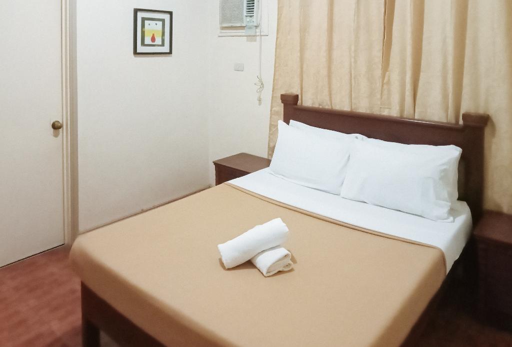 Reddoorz @ Casa Marabella Villamonte Bacolod City