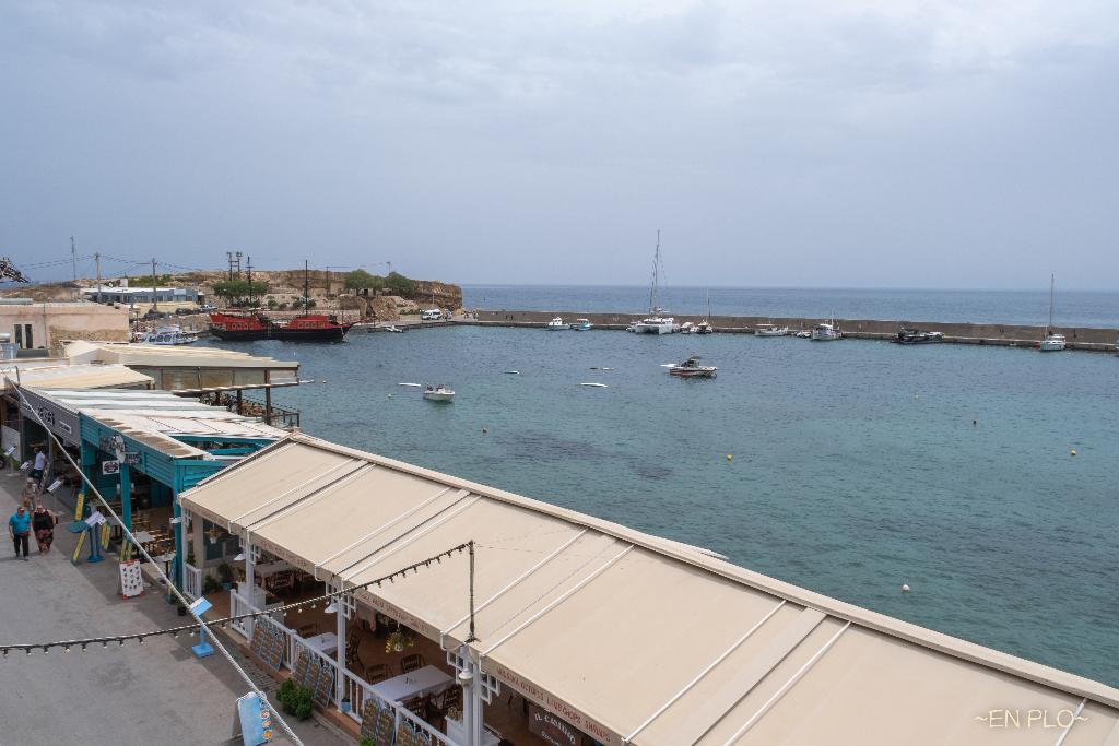 Enplo Apartments