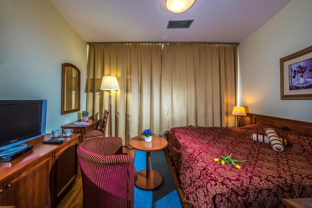 Forest Hills Hotel & Golf Zirc