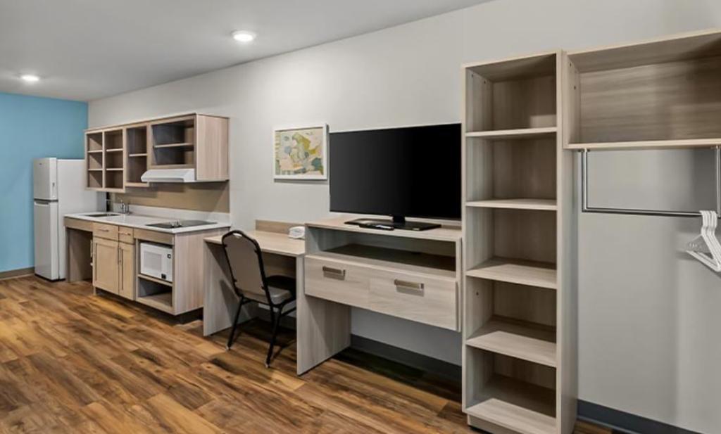 Woodspring Suites Newington - Hartford South