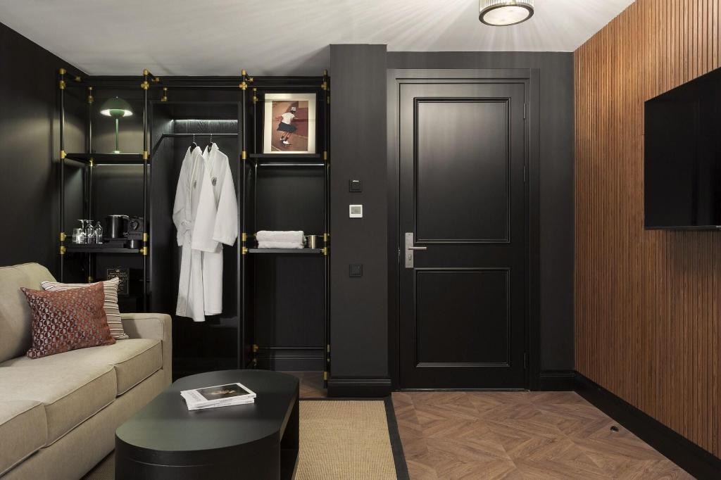 Artizan Design Hotel