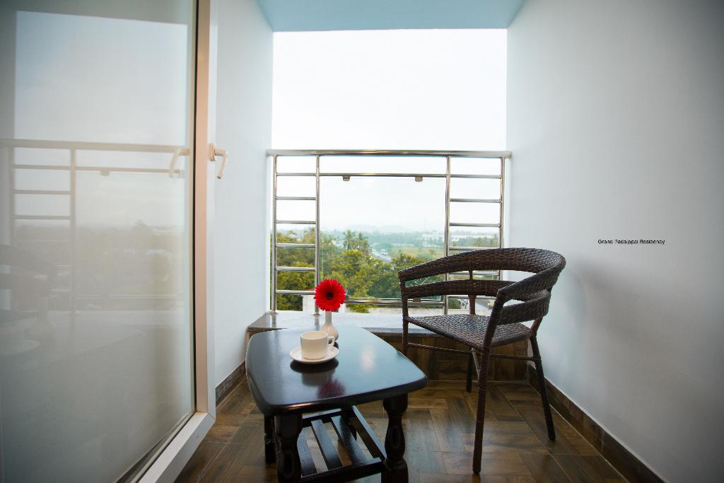 Grand Padappai Residency