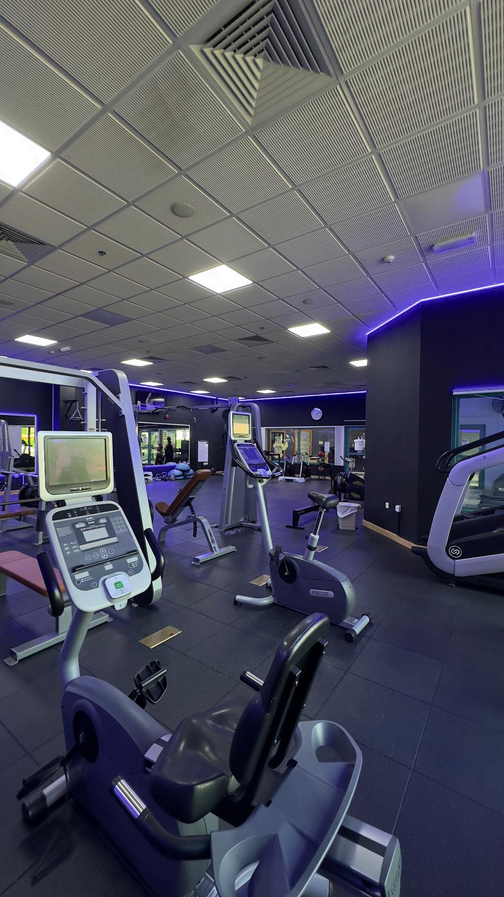Boutique Hotel - Sports and Entertainment