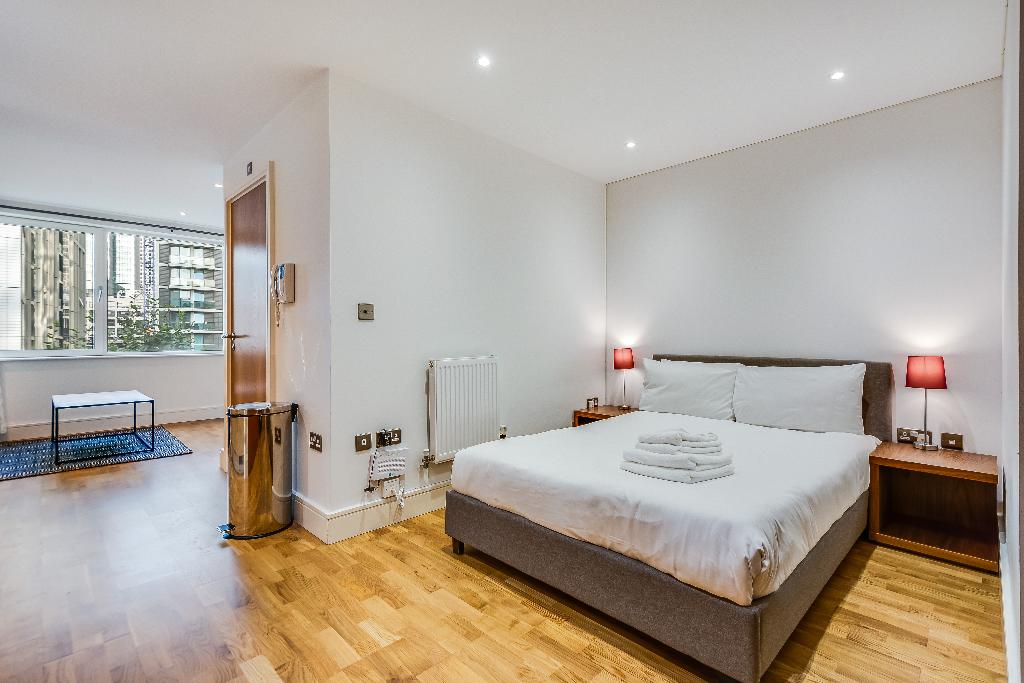 Indescon Square Apartment Canary Wharf