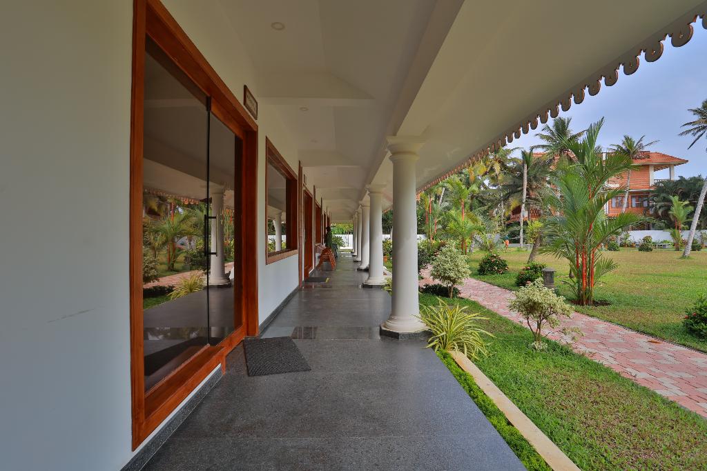 Lagoona Beach Resort