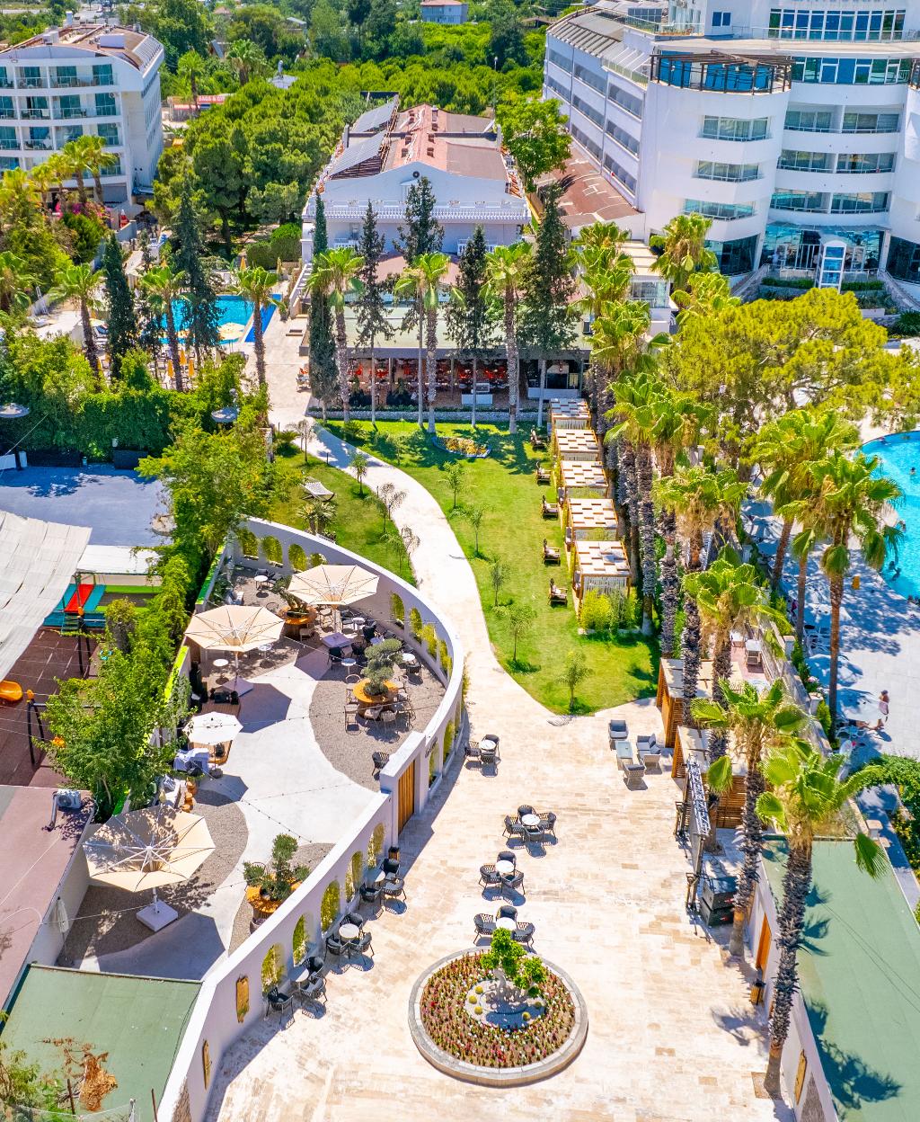 Rose Garden Premium Hotel 4*