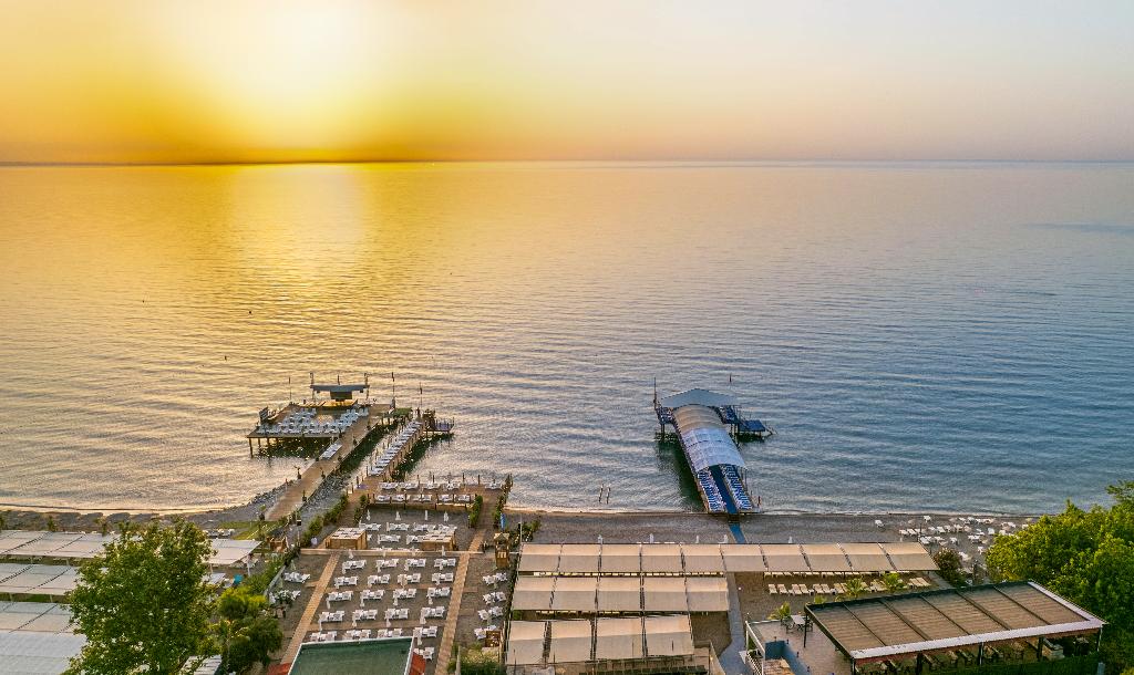 Rose Garden Premium Hotel 4*