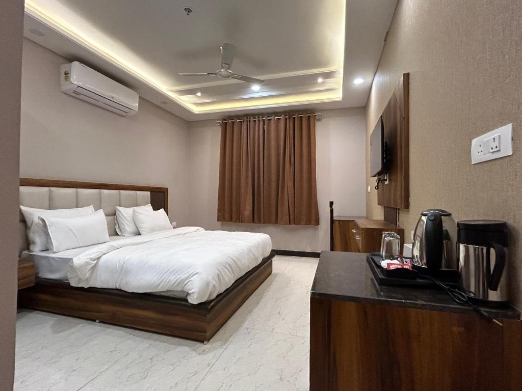 Hotel Wings Grand