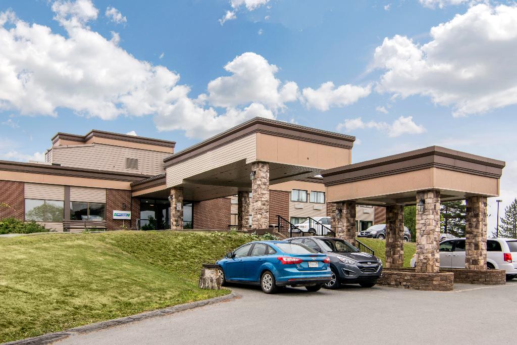 HFX Airport Hotel - Halifax Airport Hotel