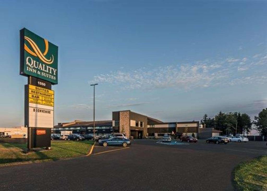 Quality Inn & Suites photo 60
