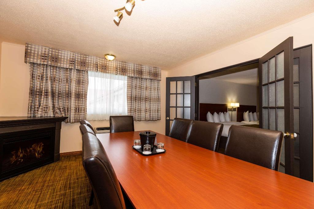 Quality Inn & Suites photo 70