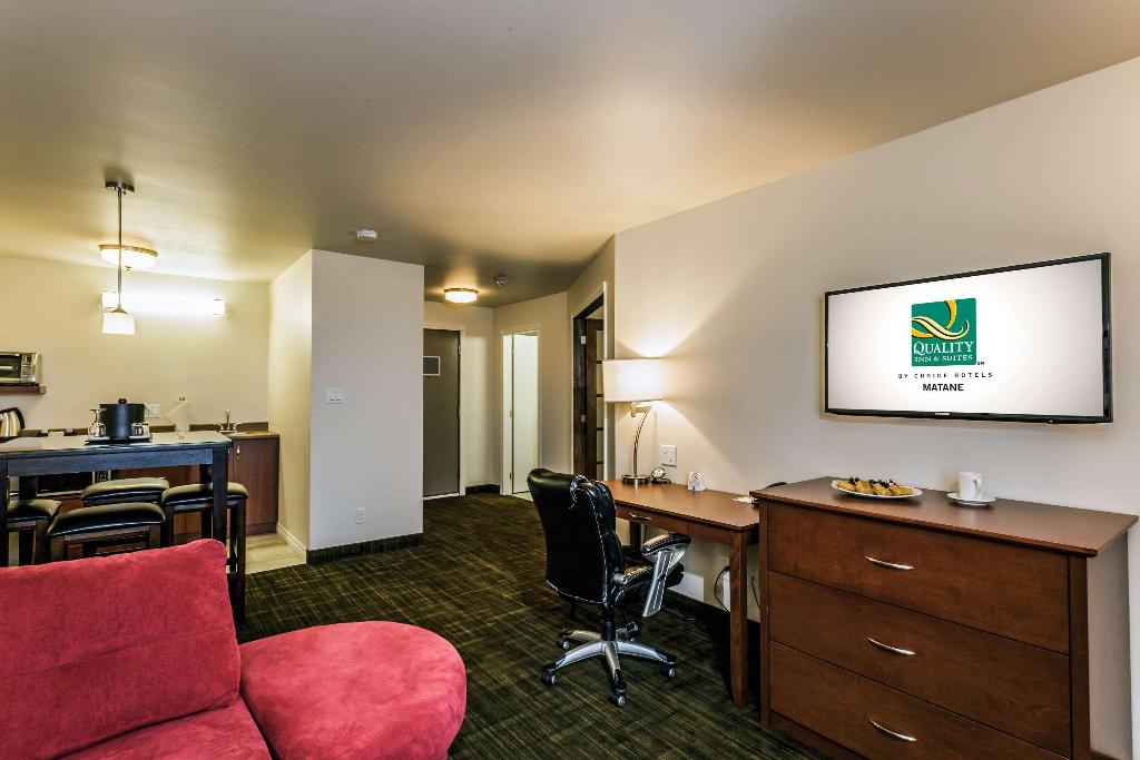 Quality Inn & Suites photo 65