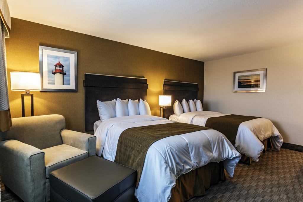 Quality Inn & Suites photo 10