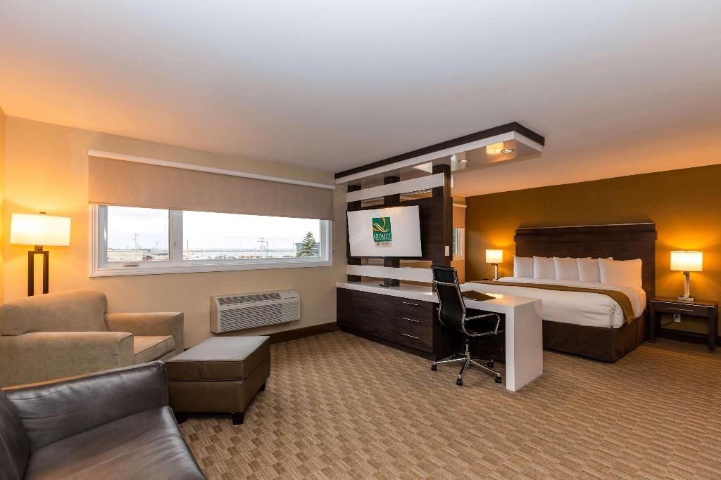 Quality Inn & Suites photo 76