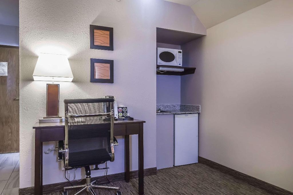 Comfort Inn & Suites Yorkton