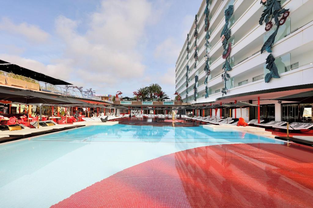 Imagem da galeria de Ushuaia Ibiza Beach Hotel – Adults Only