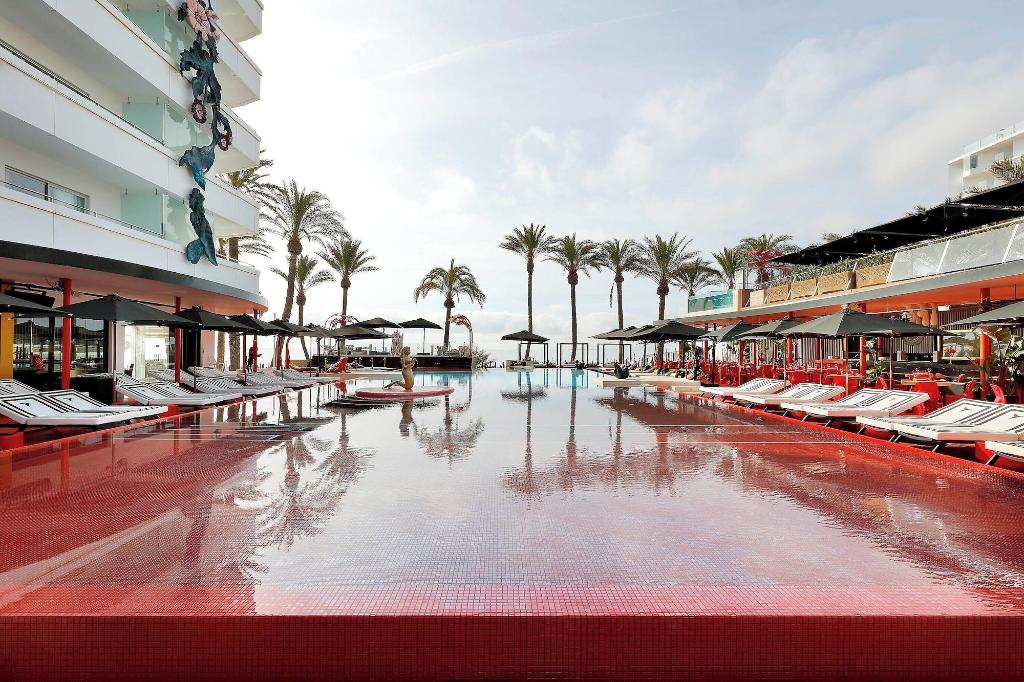 Imagem da galeria de Ushuaia Ibiza Beach Hotel – Adults Only