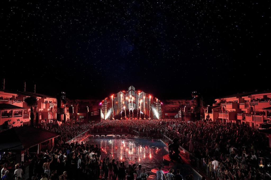 Imagem da galeria de Ushuaia Ibiza Beach Hotel – Adults Only