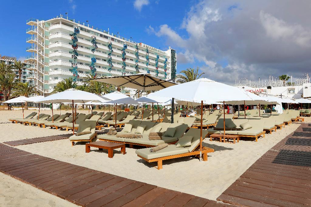 Imagem da galeria de Ushuaia Ibiza Beach Hotel – Adults Only
