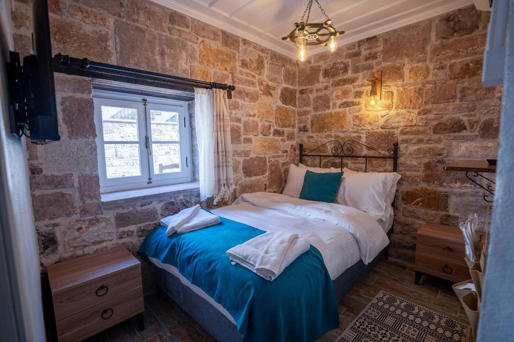 Cunda Alesta Otel