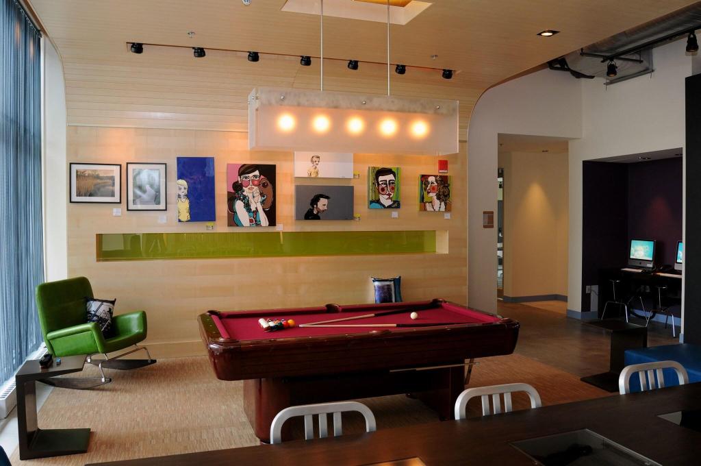 Aloft Montreal Airport photo 11
