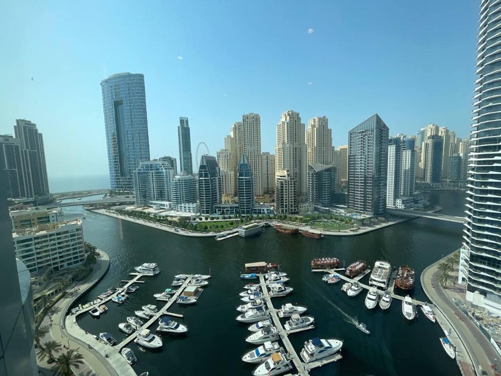 Dubai Marina Walk Gem