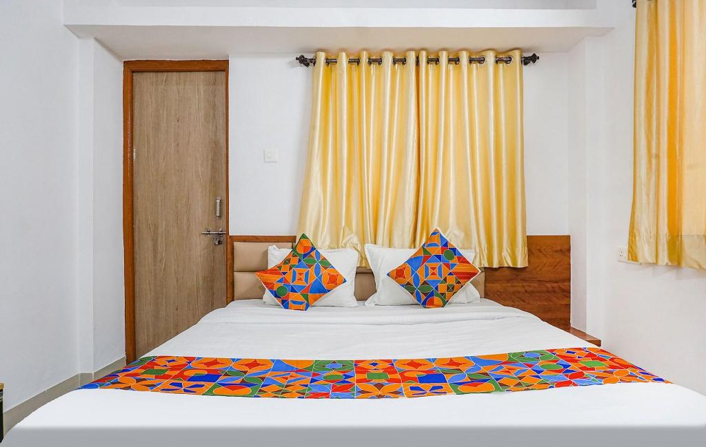 Fabhotel Lake View