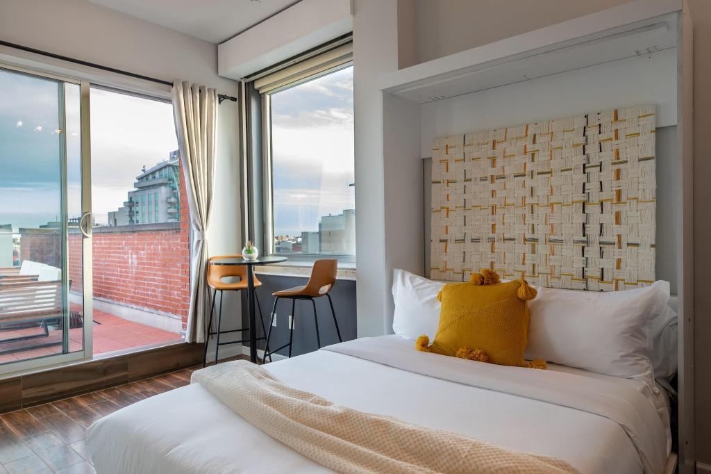 The Modernist Hotel, Long Island City